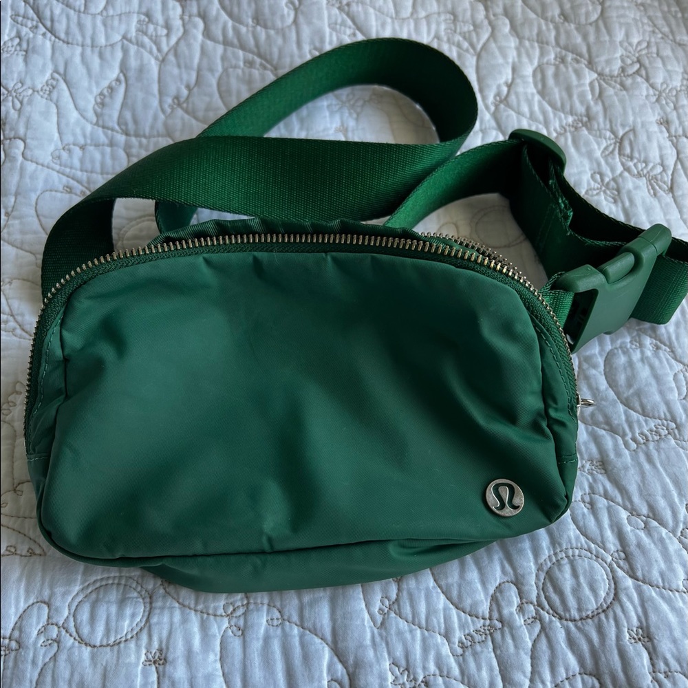 Lululemon Everglade Green Crossbody